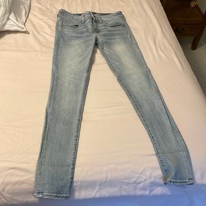 In perfect condition American Eagle Jeggings size 8 long